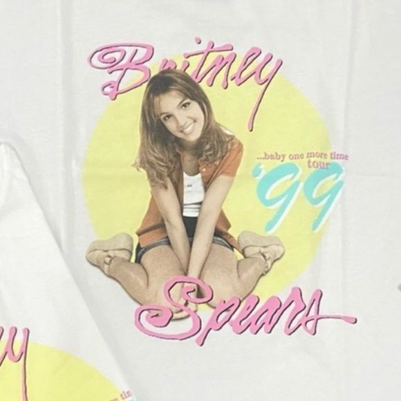 BP Retro Britney Spears ‘99 Tour Tshirt - Picture 3 of 3